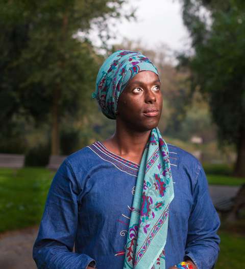Olave Nduwanje c Mikael Owunna
